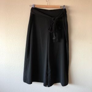 Zara black wide leg pants